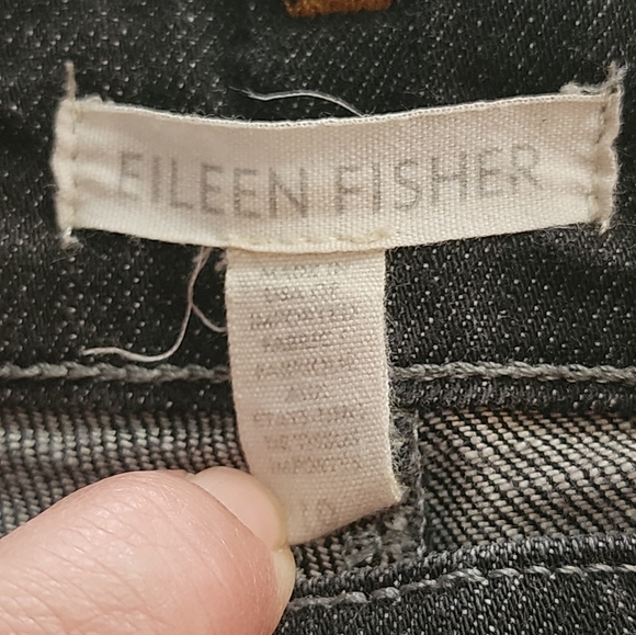 Eileen Fisher Dark Wash Organic Cotton Straight Leg Jeans Size 10 - Picture 3 of 4